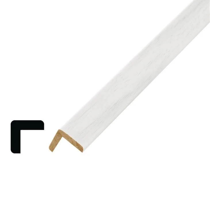 Emmotllat exterior de pinyes