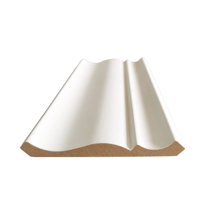 Motlla de corona decorativa de fusta amb imprimació blanca de MDF