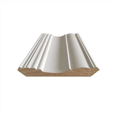 Primer L'últim sostre de moldura de corona de fusta amb marc